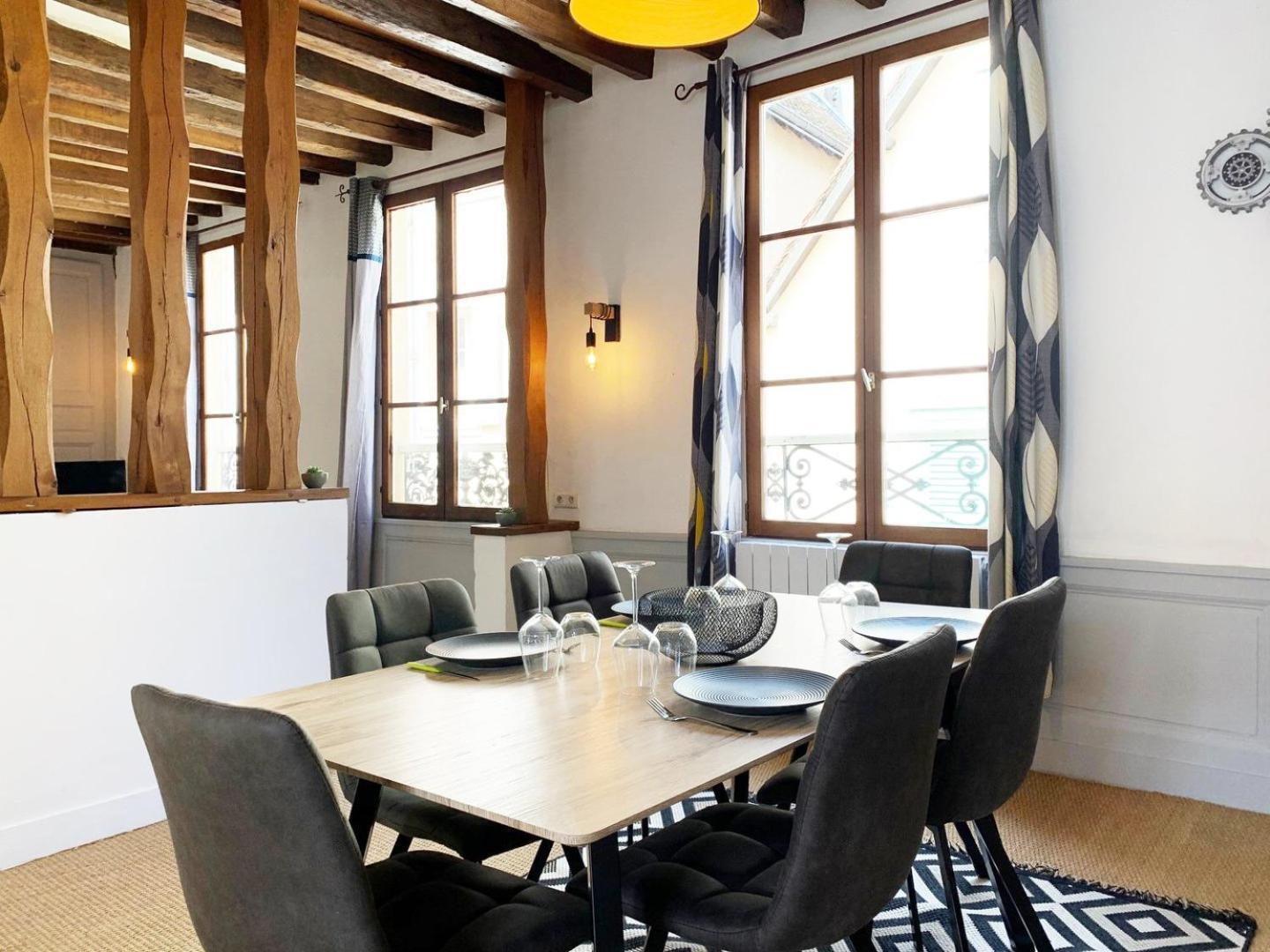 Apartment Le Clocher- Dans Le Coeur De Chartres